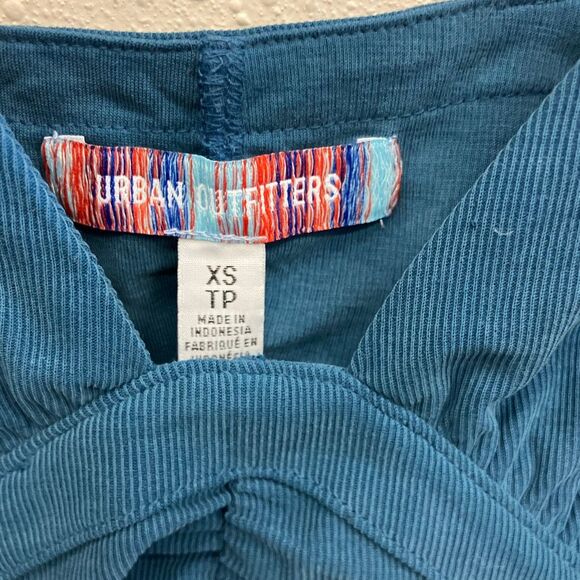 Urban outfitters V-neck Blue Spaghetti Strap Ribbed Crop Top XS 740 - Picture 3 of 4